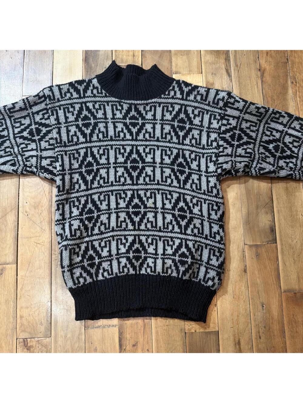 Sportific Kristin Collection 100% wool sweater
